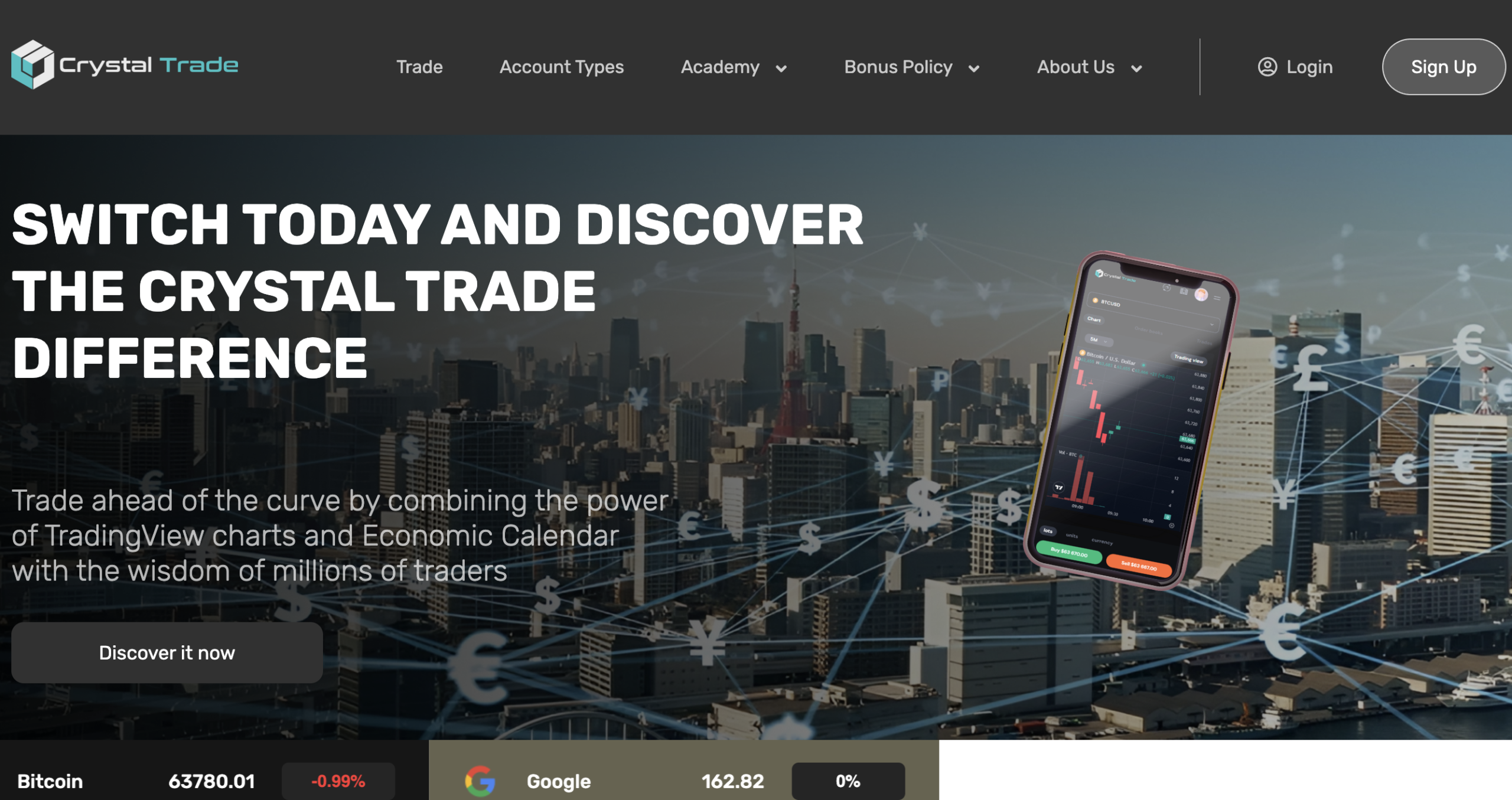 Screenshot of the fraudulent trading platform Crystal Trade, showcasing its misleading marketing.